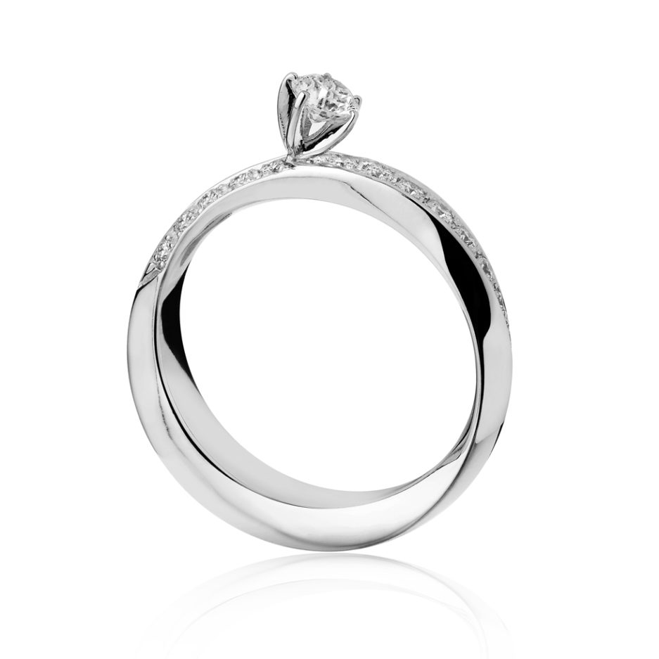 Forever-Unique-Jewels-Natural-diamonds-Diamanti-Gioielli-Collezione-EVA-Solitario-Anello-Diamante-Ironica