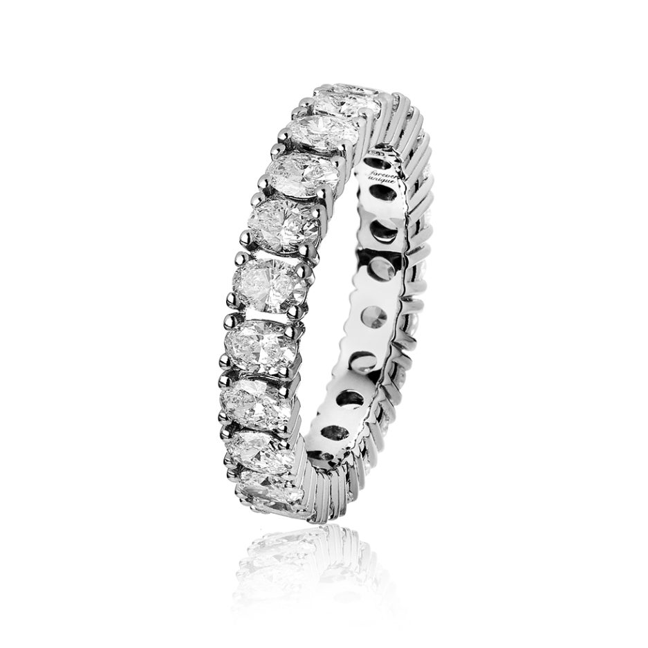 Forever-Unique-Jewels-Natural-diamonds-Diamanti-Gioielli-Collezione-DailyChic-Anello-Eternelle-Veretta-Fancy-Cut-Oval